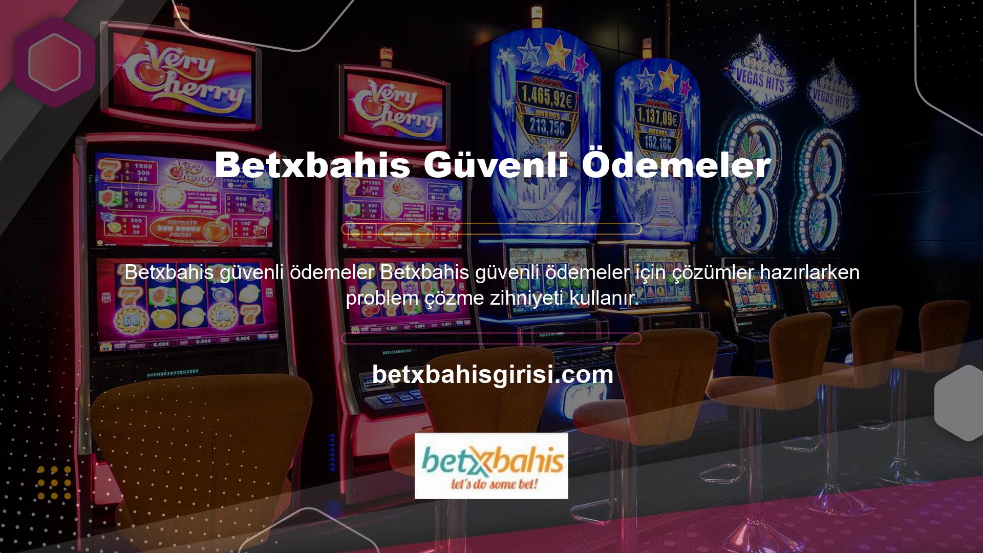 Kullanıcılar bahisler koyabilir, fon çıkarabilir, ödülleri talep edebilir ve daha fazlasını yapabilirler